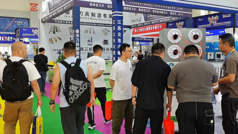 餐饮广告海报尺寸规格全解析，告别尺寸困惑